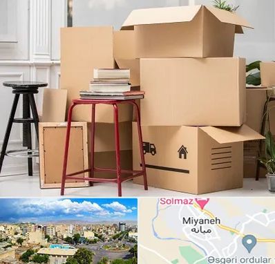 کارگر اسباب کشی و باربری در میانه