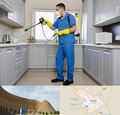 سمپاشی در سیرجان