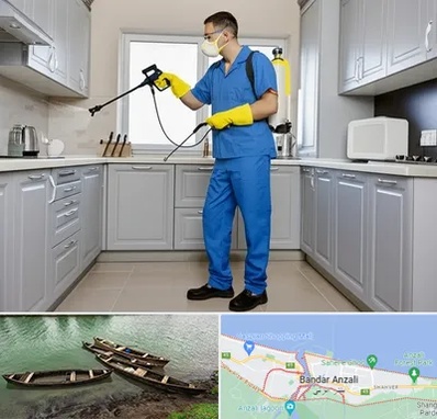 سمپاشی در بندر انزلی