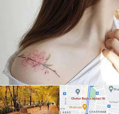 تاتو کار خانم در چهارباغ اصفهان